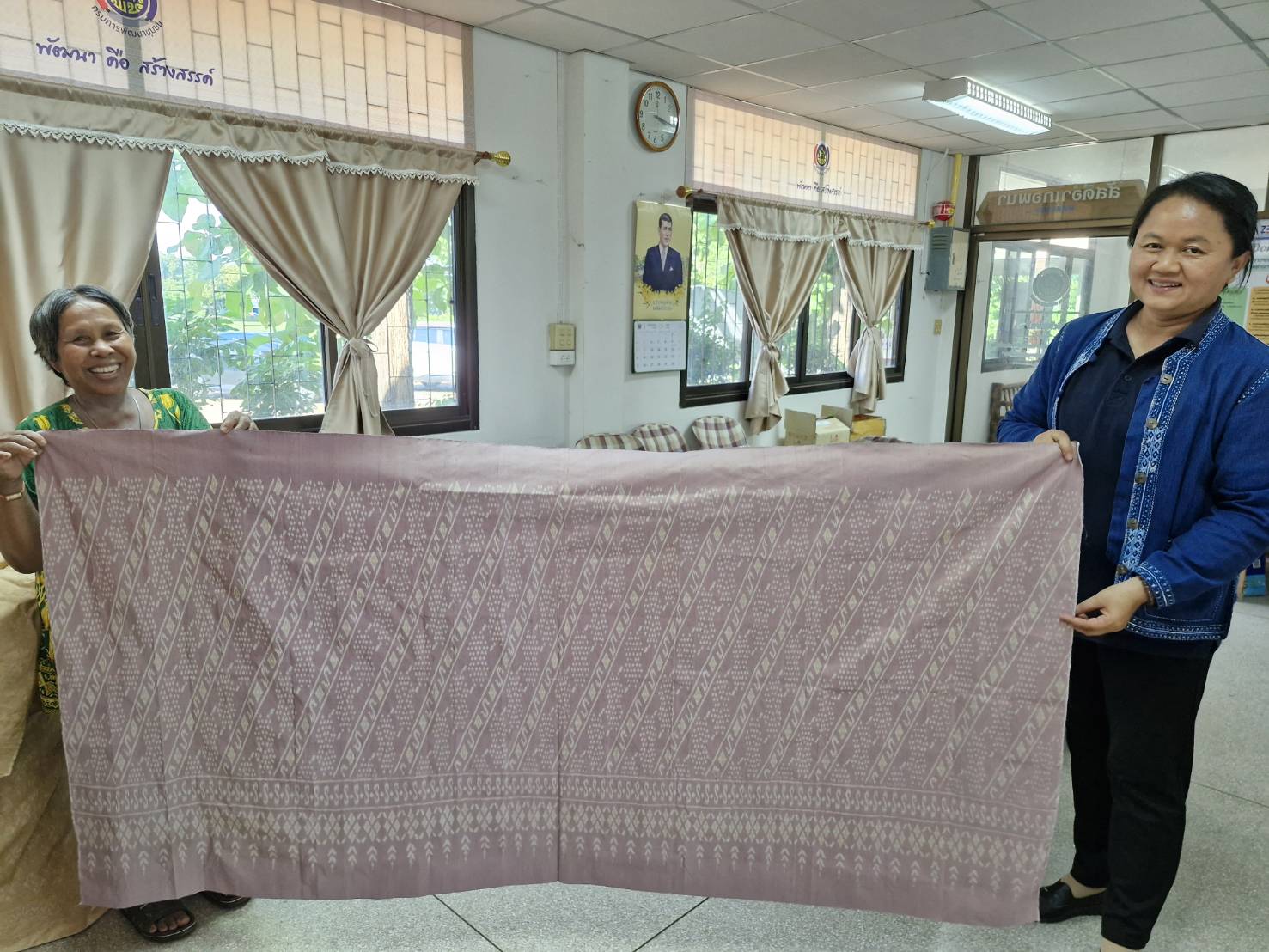 รับสมัครผ้าเพื่อส่งเข้าประกวดการทอลายผ้าพระราชทาน “ผ้าลายสิริราชพัสตราภรณ์”